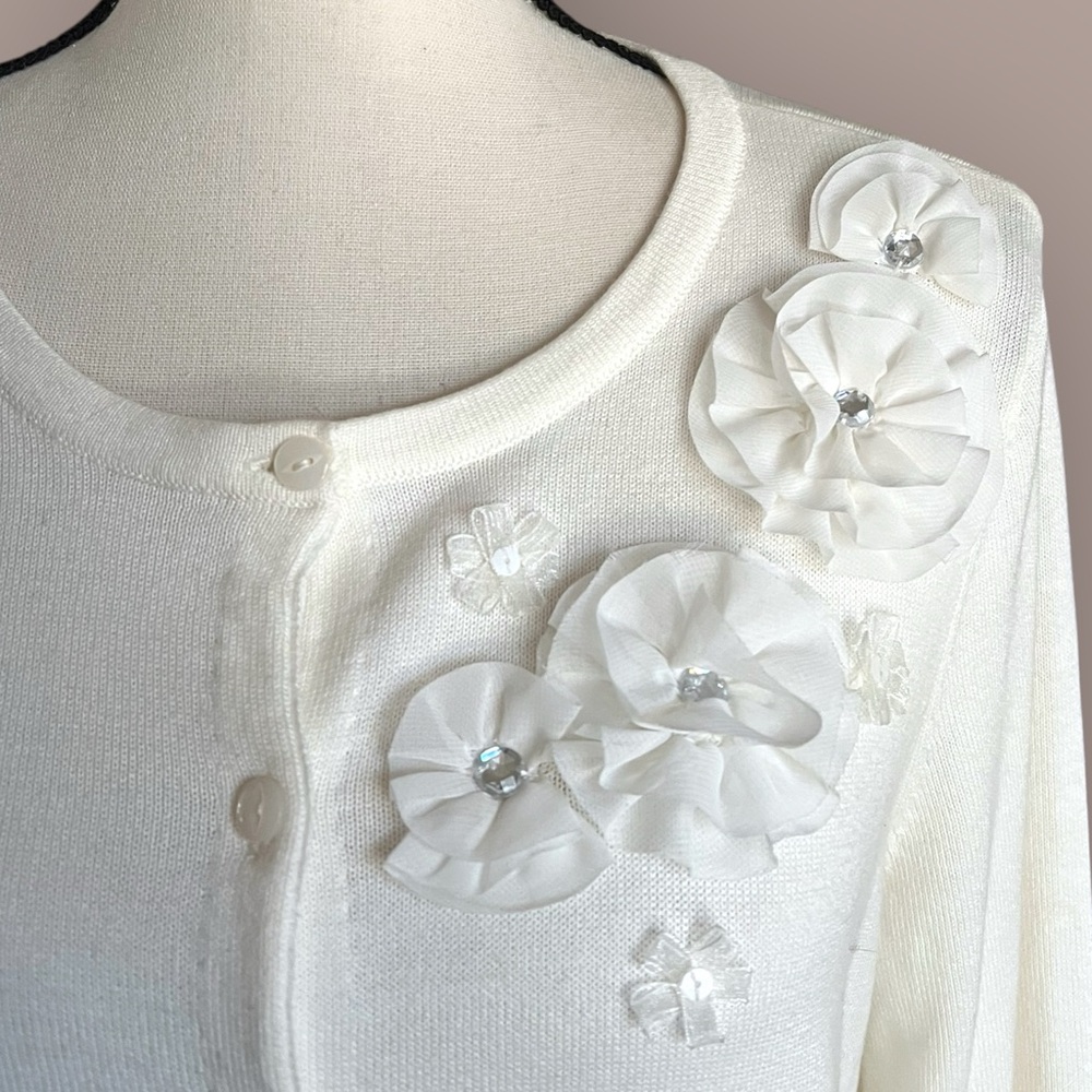 Vtg. Christopher & Banks applied Rhinestone flower center button cardigan.SZ.M - Picture 3 of 7
